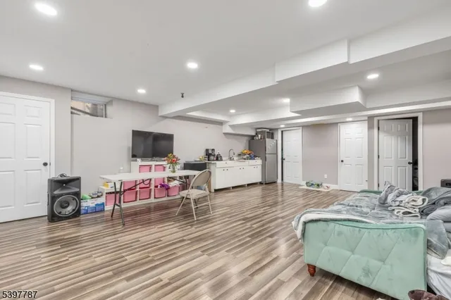 $799,900 | 126 North 13th Street, Kenilworth, NJ 07033