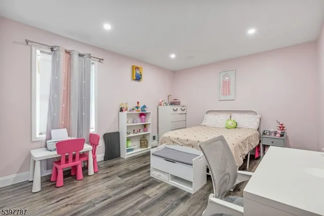 $799,900 | 126 North 13th Street, Kenilworth, NJ 07033