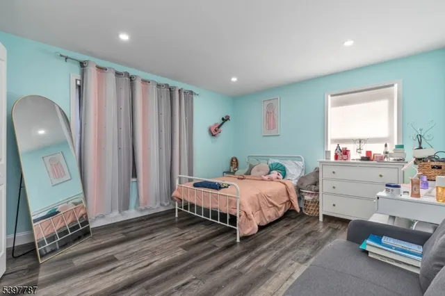 $799,900 | 126 North 13th Street, Kenilworth, NJ 07033