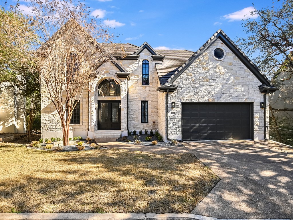 2007 Rue De St Tropez Austin, TX 78746 - Photo 2 of 17