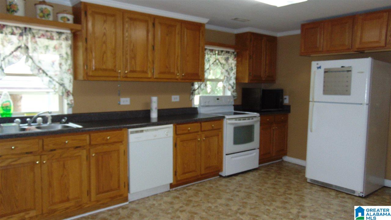 2136 County Road 28 Clanton, AL 35046 - Photo 13 of 16