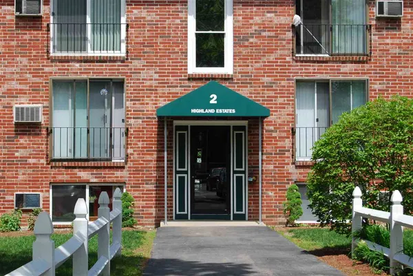 $1,851 | 93 West Street, Unit 31, Milford, NH 03055