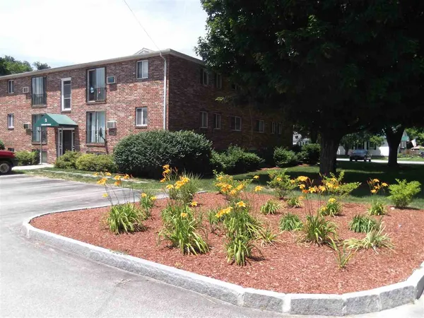$1,851 | 93 West Street, Unit 31, Milford, NH 03055