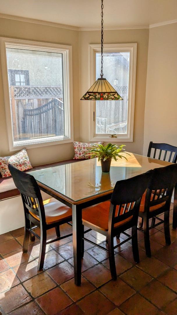943 Riverside Drive San Jose, CA 95125 - Photo 4 of 13 a dining room with furniture and window