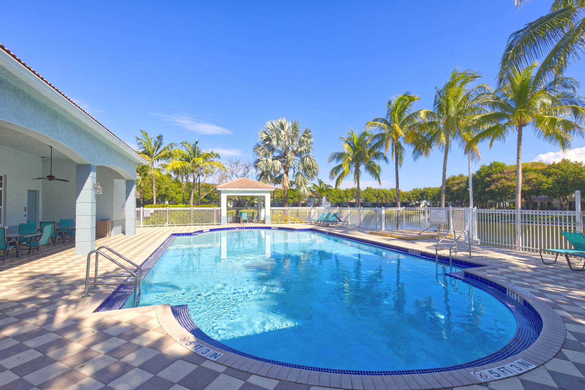 1934 Alamanda Way Riviera Beach, FL 33404 - Photo 19 of 20 Pool