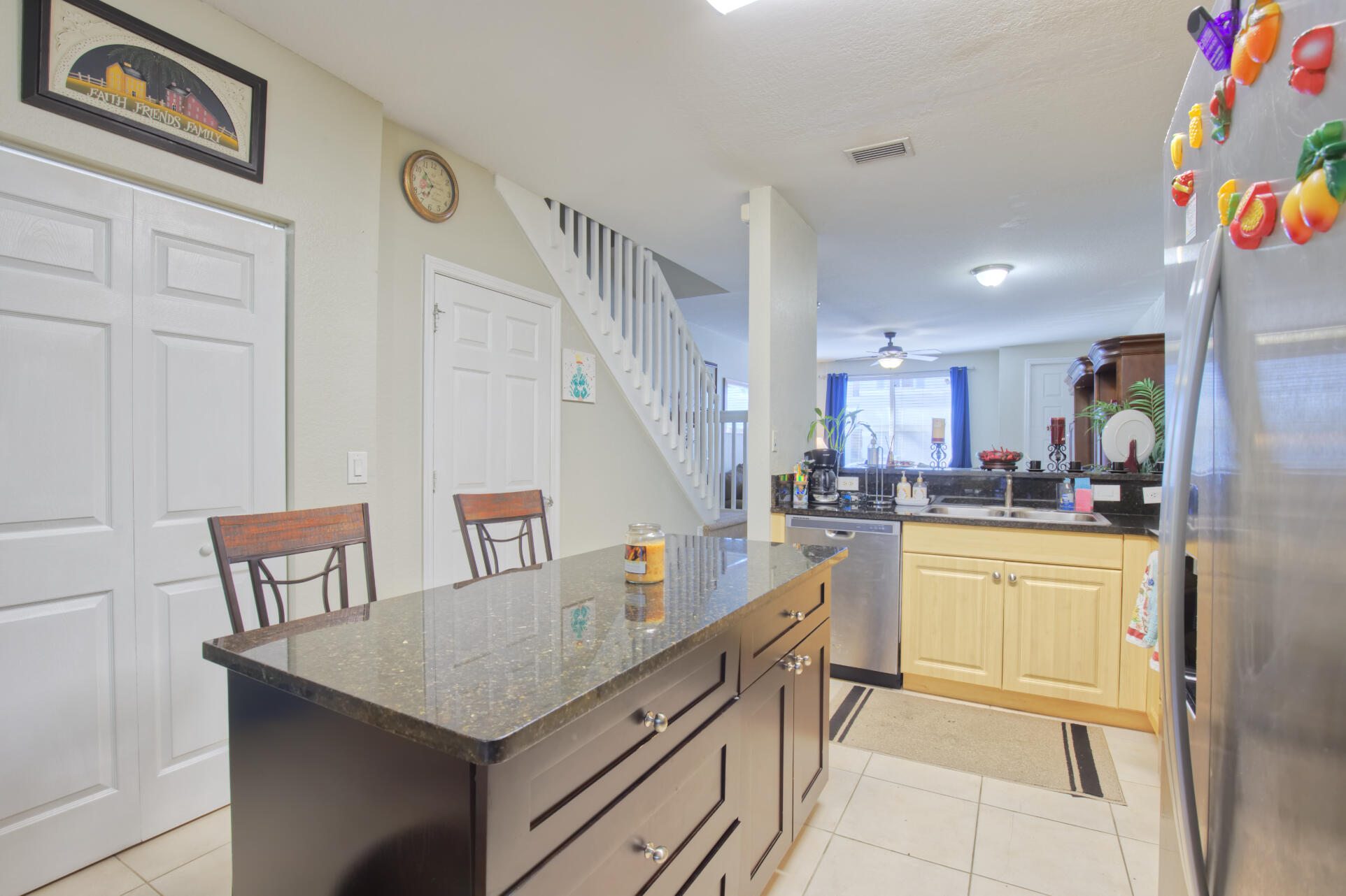 1934 Alamanda Way Riviera Beach, FL 33404 - Photo 7 of 20 Kitchen