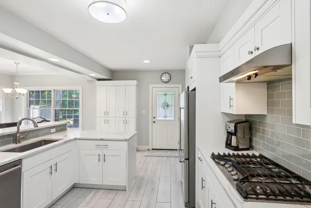 $1,199,000 | 846 Wagner Road, Glenview, IL 60025