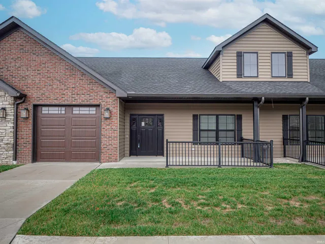 $300,000 | 3879 High Pointe Drive, Newburgh, IN 47630