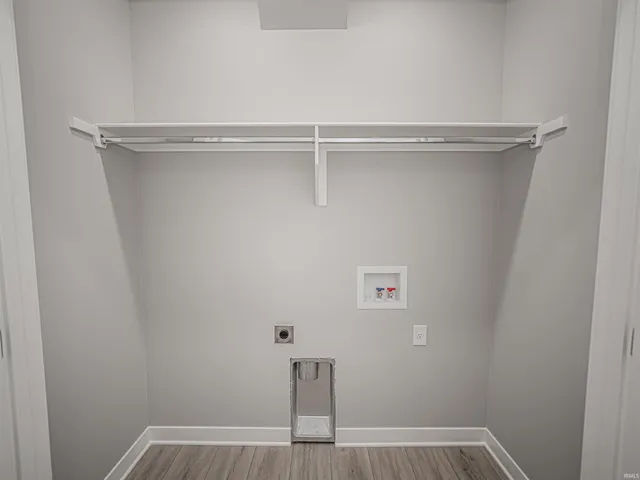 $300,000 | 3879 High Pointe Drive, Newburgh, IN 47630