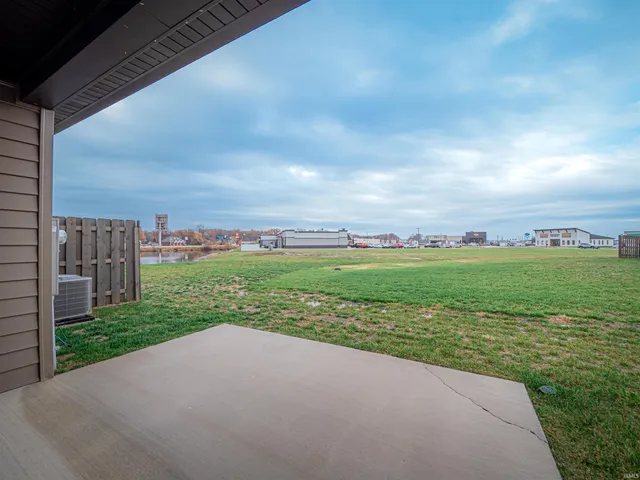 $300,000 | 3879 High Pointe Drive, Newburgh, IN 47630