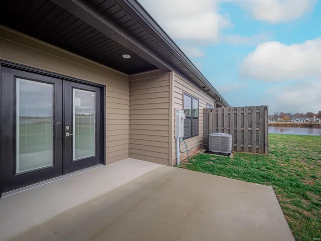 $300,000 | 3879 High Pointe Drive, Newburgh, IN 47630