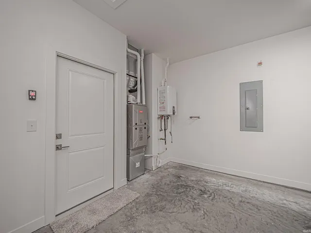 $300,000 | 3879 High Pointe Drive, Newburgh, IN 47630