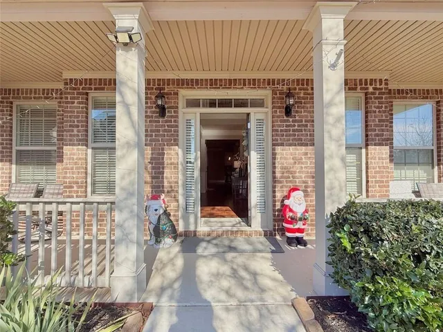a view of a entryway door of the house