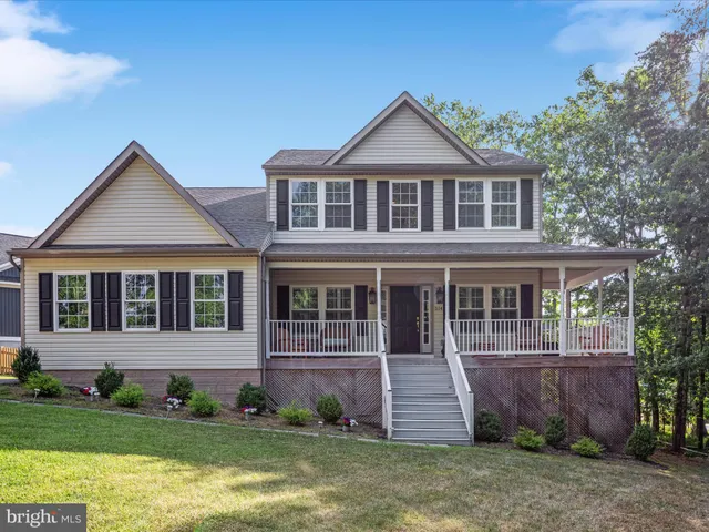 $590,000 | 514 Sleigh Drive, Cross Junction, VA 22625