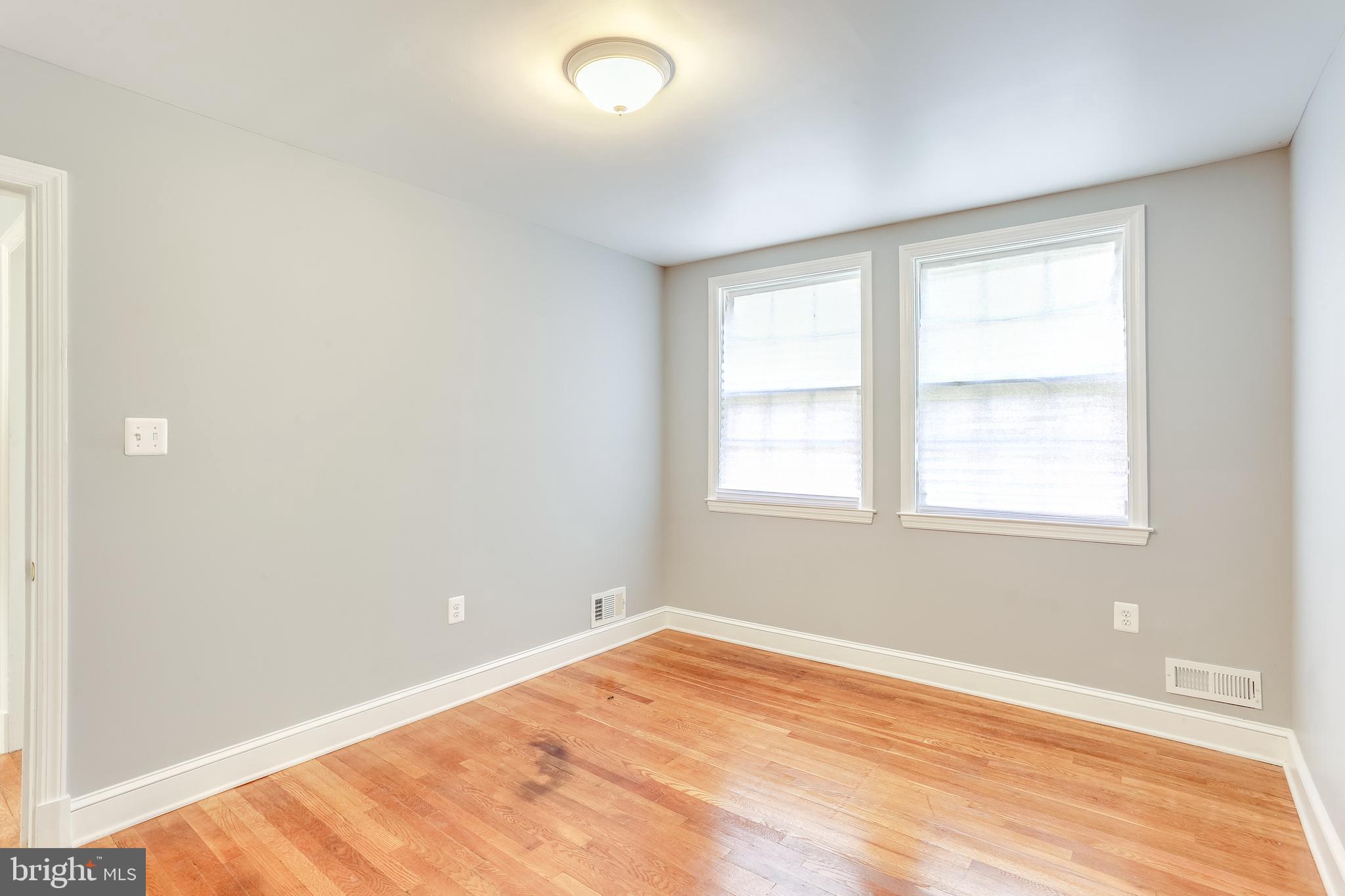 3220 Dorithan Road Baltimore, MD 21215 - Photo 11 of 19 Bedroom