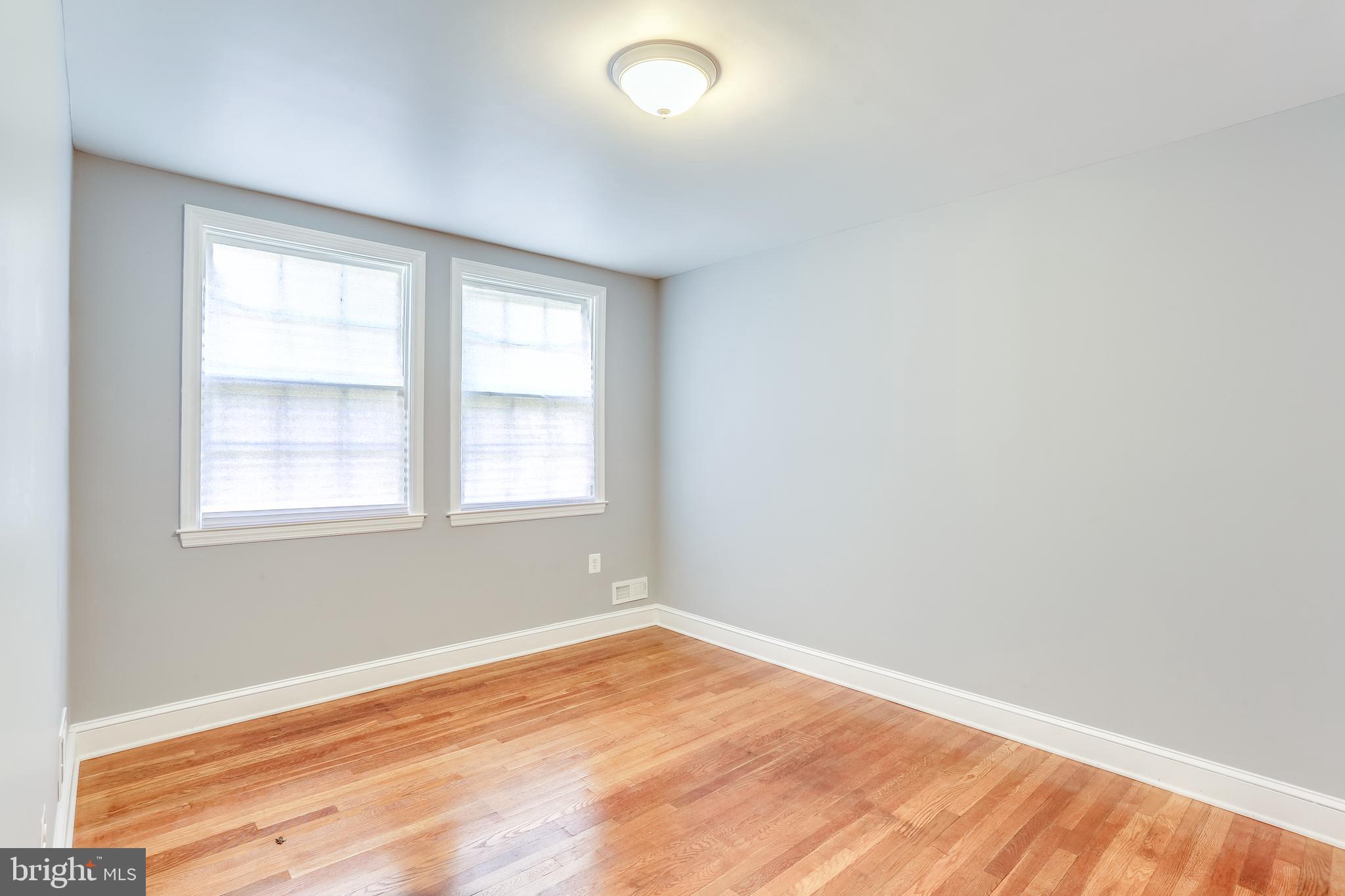 3220 Dorithan Road Baltimore, MD 21215 - Photo 9 of 19 Main Bedroom