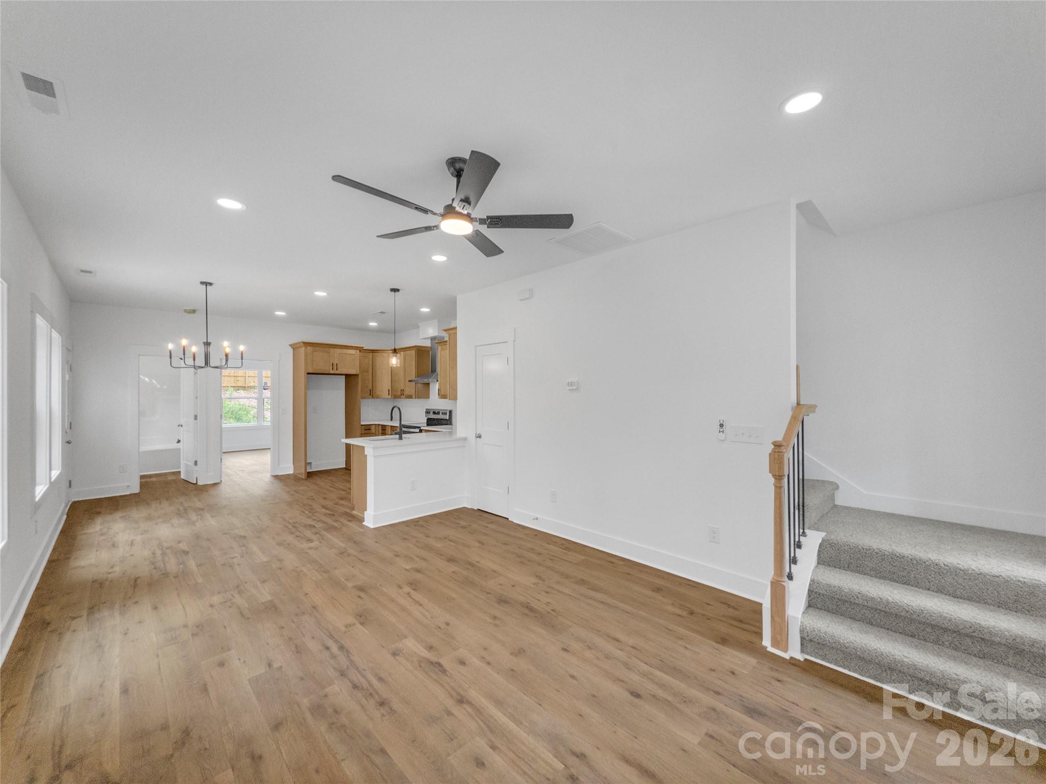 829 East Arch Street Lancaster, SC 29720 - Photo 7 of 21