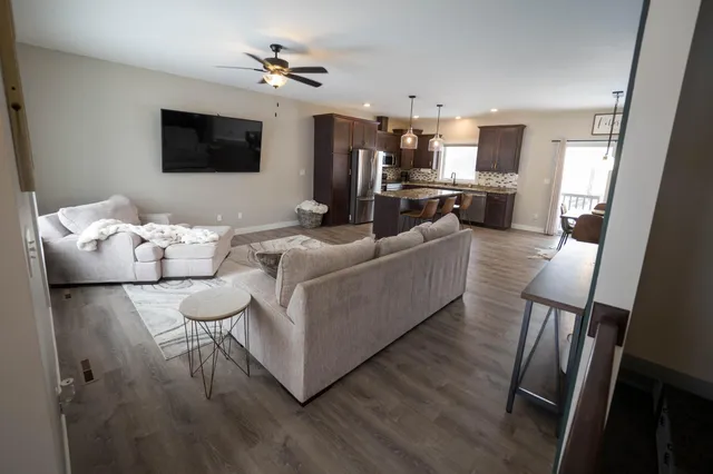 $539,000 | 1300 2nd Street Northwest, Kasson, MN 55944