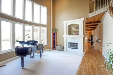 $1,000,000 | 4512 Iron Horse Drive, Leawood, KS 66224