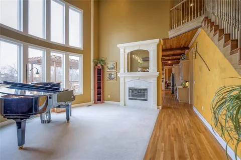 $1,100,000 | 4512 Iron Horse Drive, Leawood, KS 66224