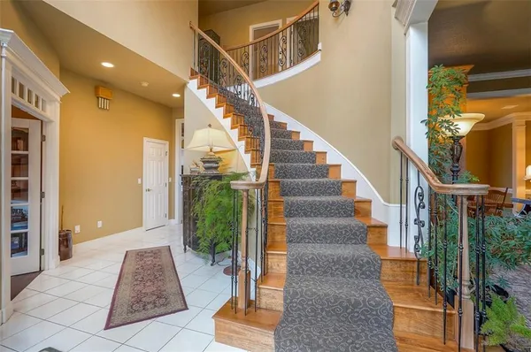 $1,100,000 | 4512 Iron Horse Drive, Leawood, KS 66224