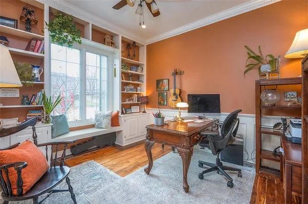 $1,000,000 | 4512 Iron Horse Drive, Leawood, KS 66224