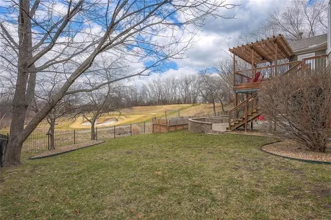 $1,100,000 | 4512 Iron Horse Drive, Leawood, KS 66224