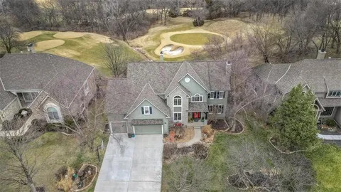 $1,100,000 | 4512 Iron Horse Drive, Leawood, KS 66224