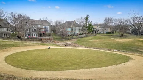 $1,100,000 | 4512 Iron Horse Drive, Leawood, KS 66224
