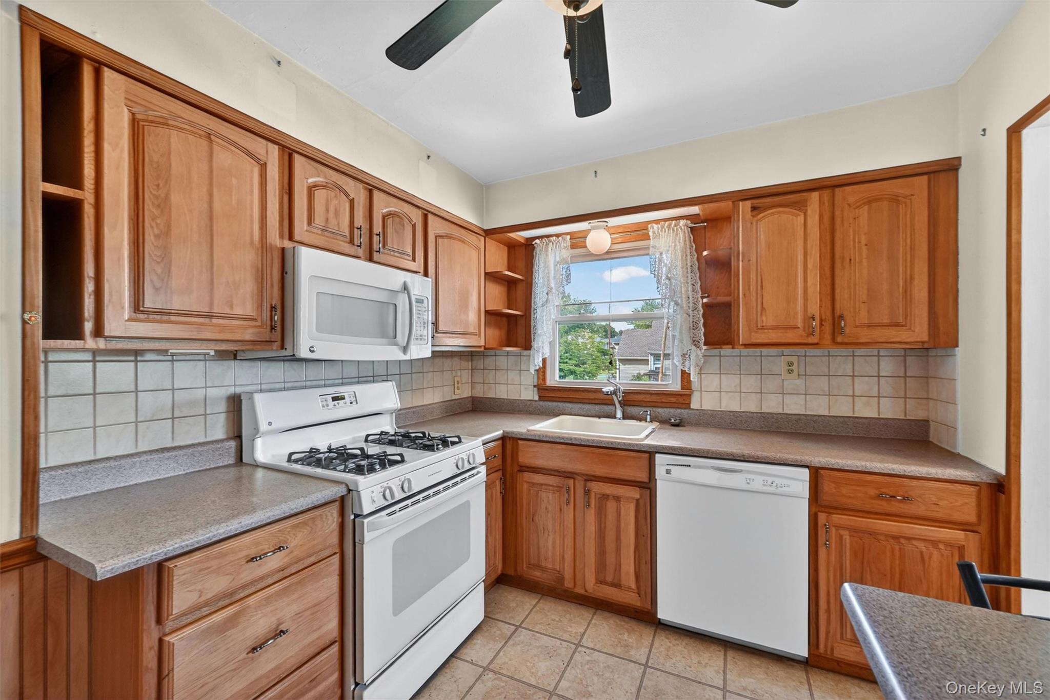 2 Curie Road Cornwall-on-Hudson, NY 12520 - Photo 13 of 37