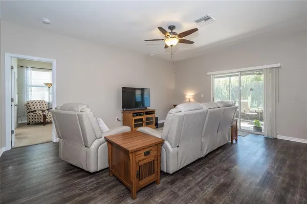$329,000 | 12205 Fairlawn Drive, Riverview, FL 33579