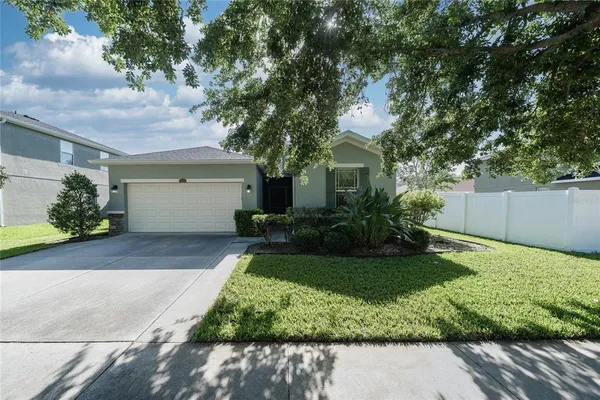 $329,000 | 12205 Fairlawn Drive, Riverview, FL 33579