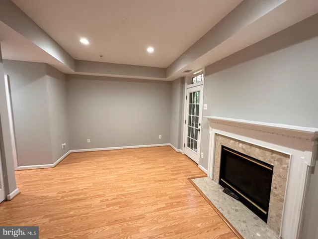 $3,000 | 4065 Cressida Place, Woodbridge, VA 22192