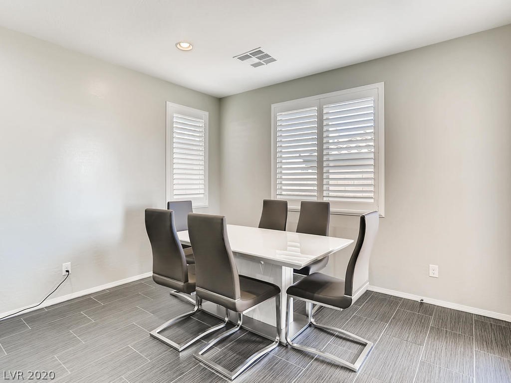 5872 Rustic Prairie Street Las Vegas, NV 89148 - Photo 8 of 26 Gallery Image 8