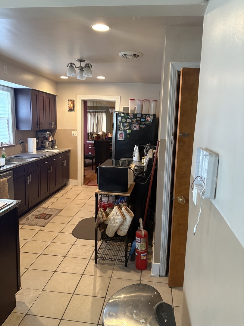 8800 South Merrill Avenue Chicago, IL 60617 - Photo 14 of 30