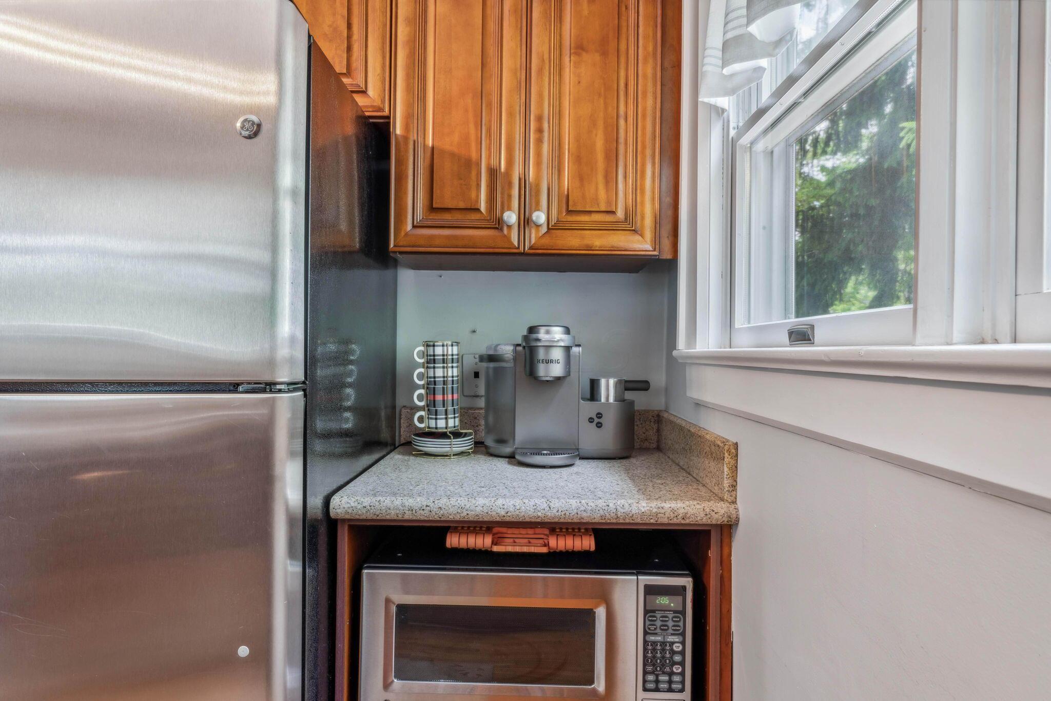 93 East Torrence Road Columbus, OH 43214 - Photo 11 of 41 Kitchen
