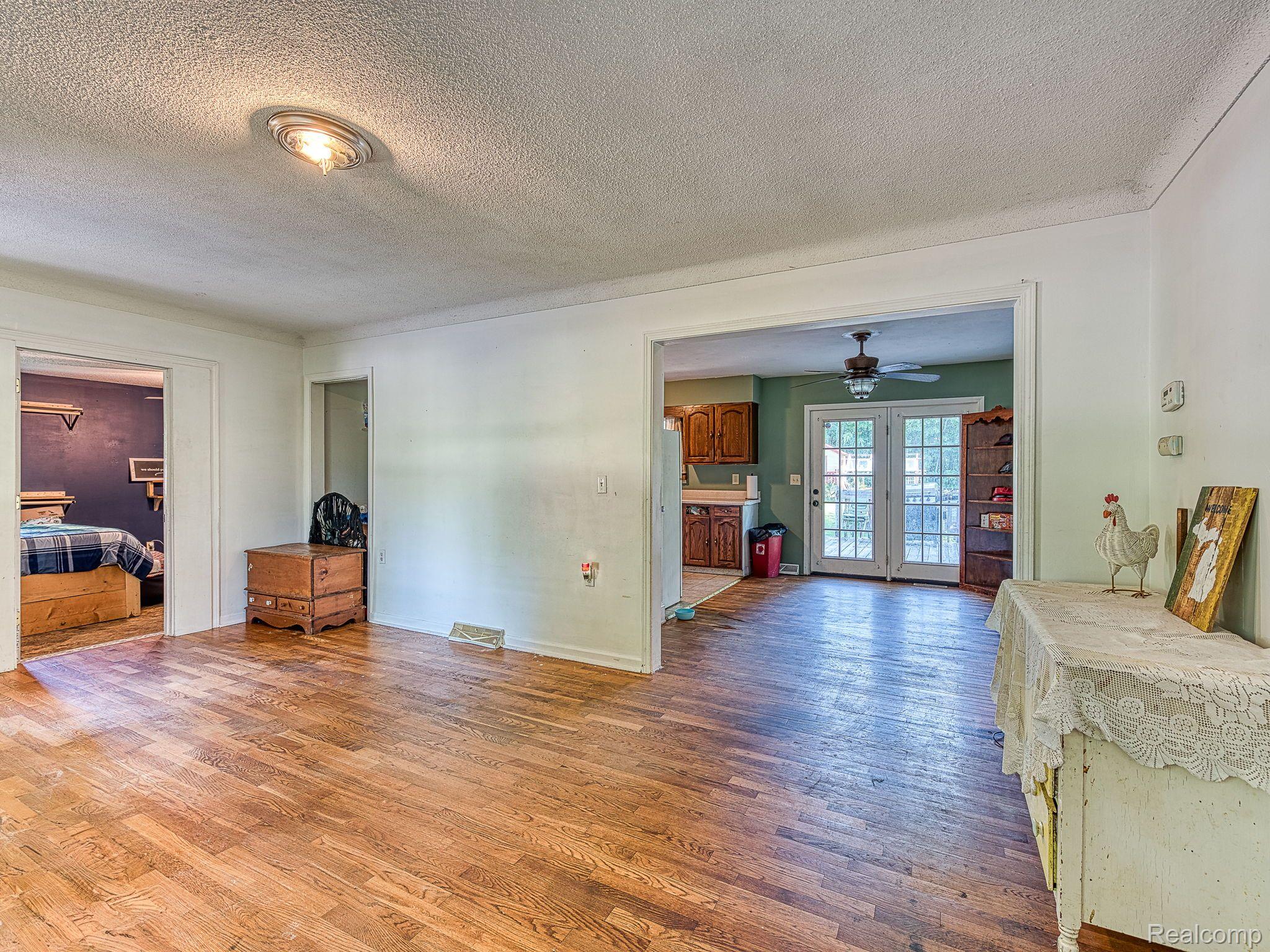 3844 Deerfield Road Adrian, MI 49221 - Photo 8 of 29 Gallery Image 8