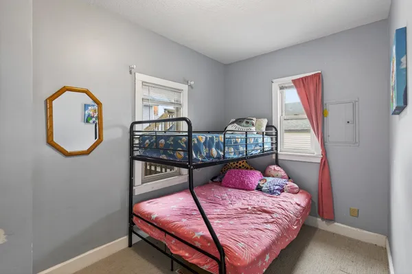 $295,000 | 823 Hardenbergh Place, St. Paul, MN 55117