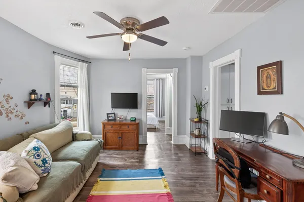 $295,000 | 823 Hardenbergh Place, St. Paul, MN 55117