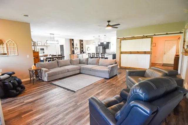 $269,900 | 109 East 5th Street, Argyle, MN 56713