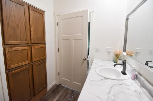 $269,900 | 109 East 5th Street, Argyle, MN 56713