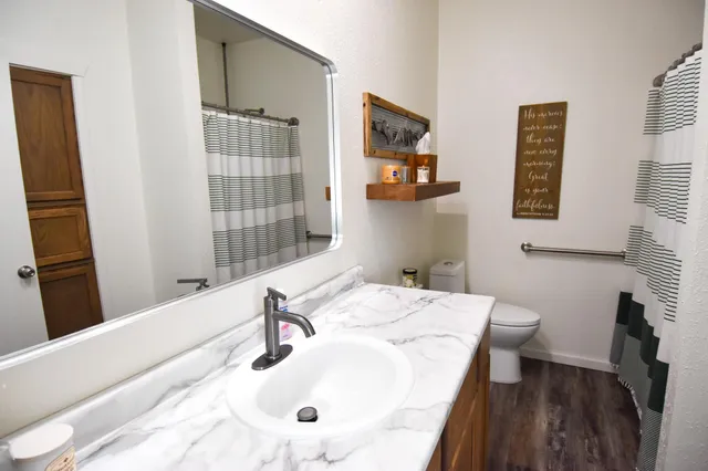 $269,900 | 109 East 5th Street, Argyle, MN 56713