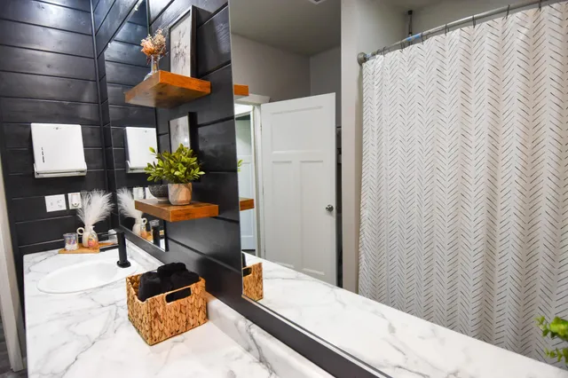 $269,900 | 109 East 5th Street, Argyle, MN 56713