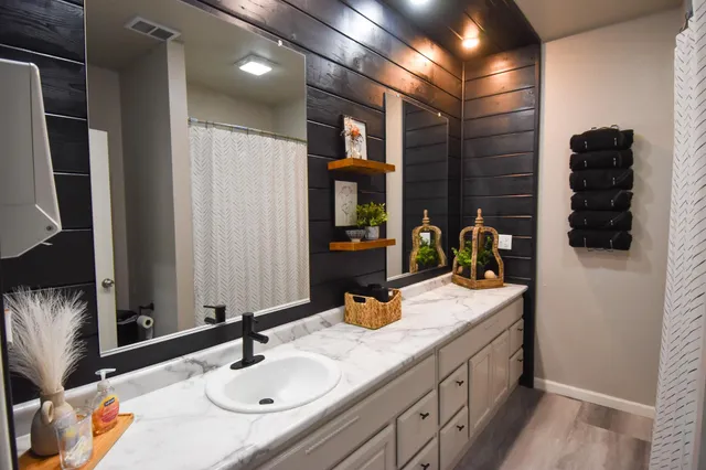 $269,900 | 109 East 5th Street, Argyle, MN 56713