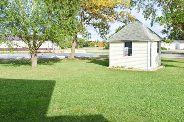 $269,900 | 109 East 5th Street, Argyle, MN 56713