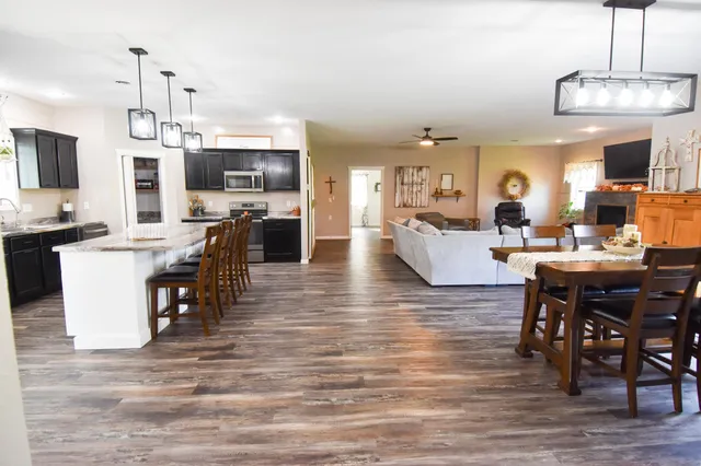 $269,900 | 109 East 5th Street, Argyle, MN 56713