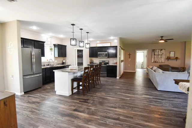 $269,900 | 109 East 5th Street, Argyle, MN 56713