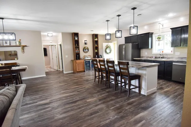 $269,900 | 109 East 5th Street, Argyle, MN 56713