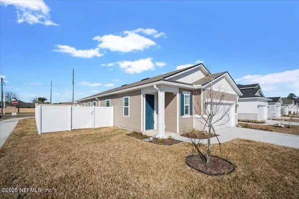 $2,200 | 7212 Red Timber Road, Jacksonville, FL 32244