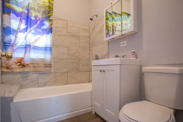 $305,000 | 18 West 109th Street, Chicago, IL 60628